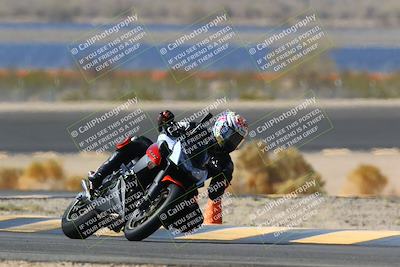 media/Apr-10-2022-SoCal Trackdays (Sun) [[f104b12566]]/Turn 14 (10am)/